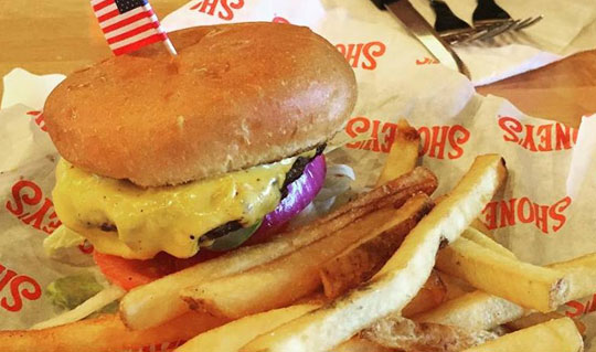 Dining at Shoney's