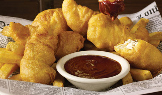 Dining at Fox And Hound Sports, Spirits & Fun